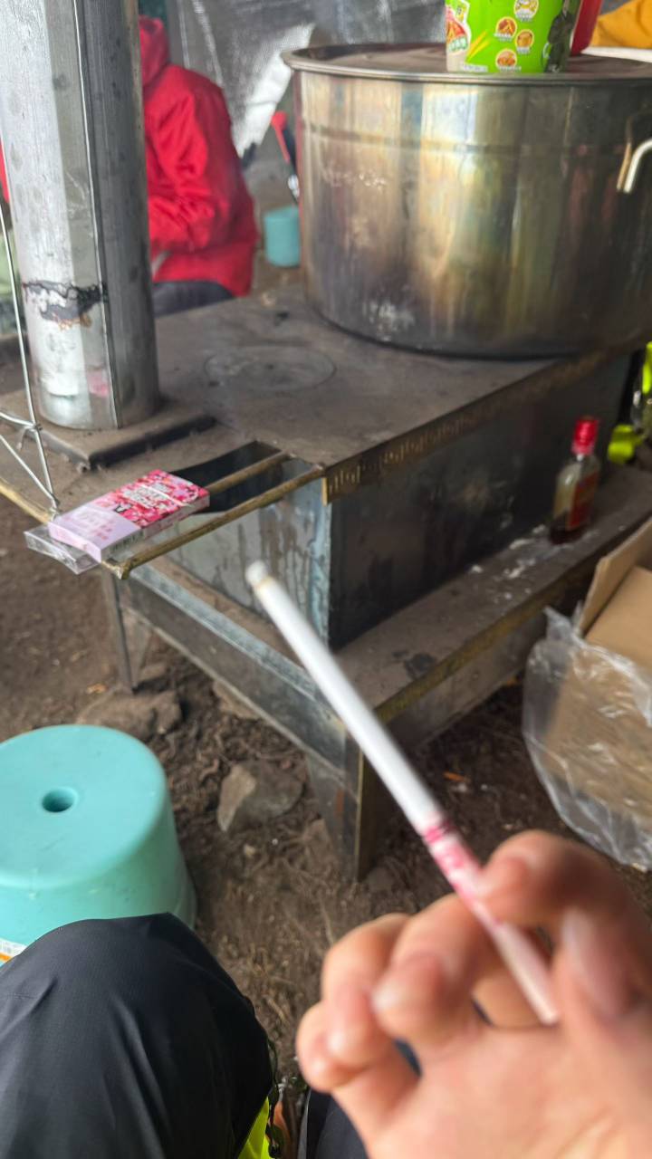 已经搞明白了。分身定位的前提是你原版的职工之家之前刷过脸。要不然你分身里的怎么重50 / 作者:连理枝 / 