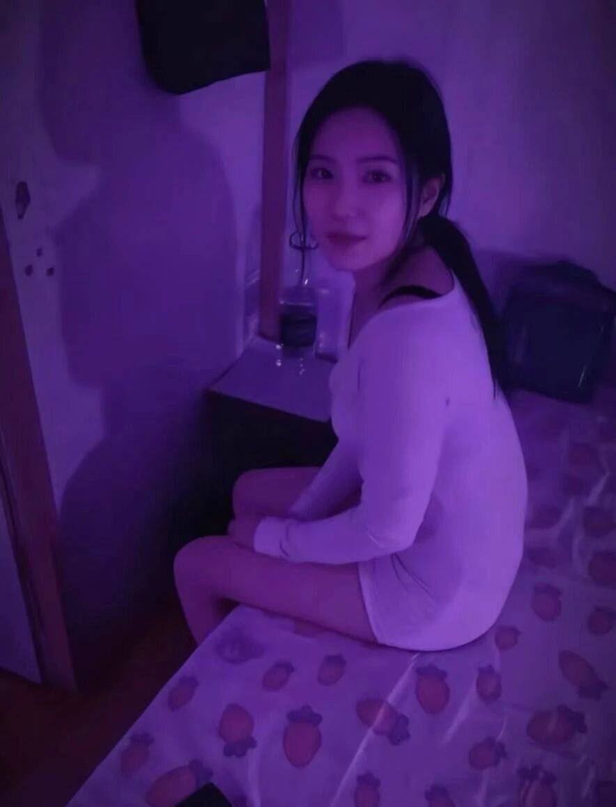 睡觉了，老哥们，太累了今天挣了1200吃饭买烟买水果。还剩700快了

24 / 作者:澳村还我奔驰E / 