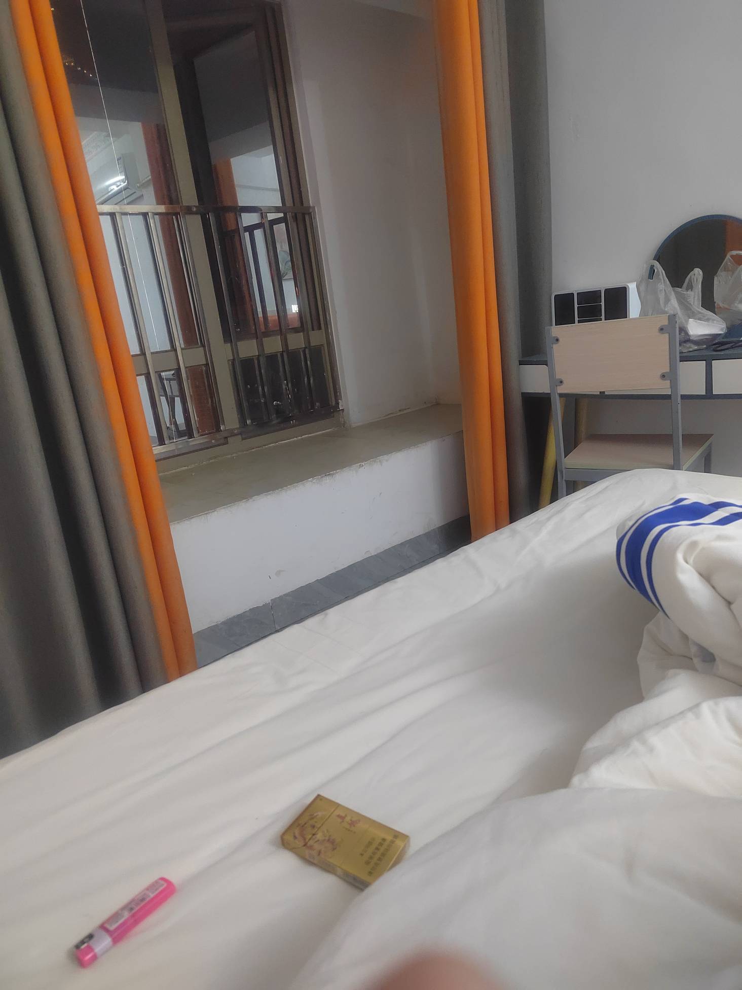 住在这里十天了，好压抑，啥时候我才能重新站起来


16 / 作者:澳村还我奔驰E / 