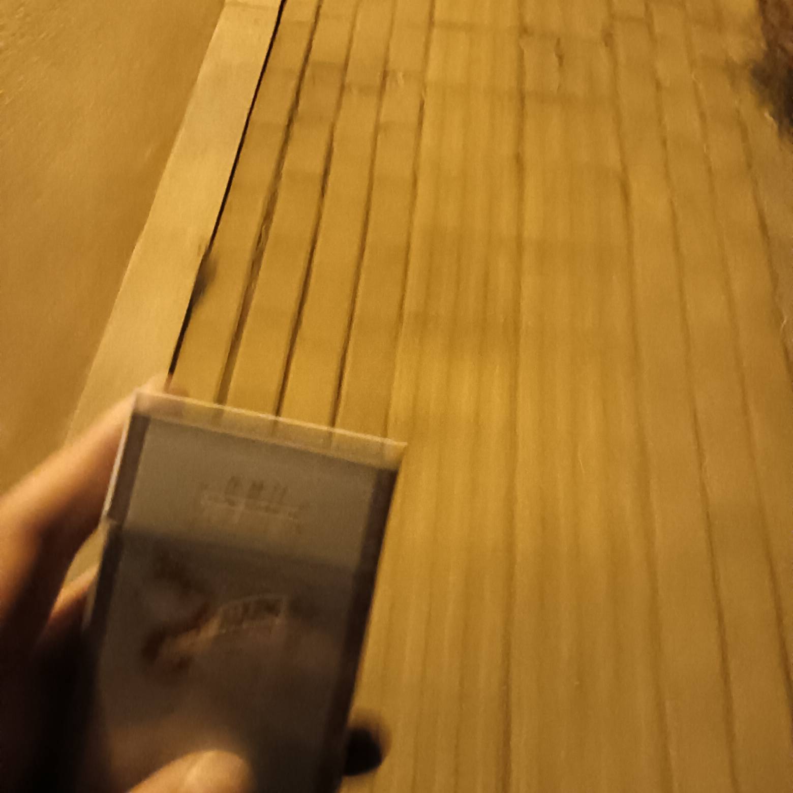 身体真不行了 慢跑了一公里 感觉要死 其实是为了买烟 不然也不会跑 真的废了 钱也没有7 / 作者:卡农鼻祖 / 