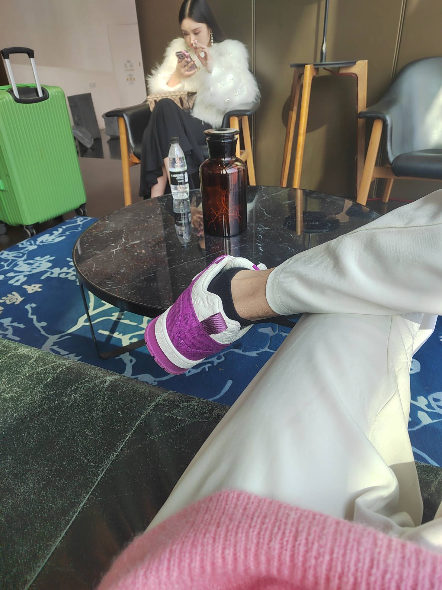 老哥们，为啥现在女的都爱用苹果手机，随便出去看到个女的都是用苹果，用过也没觉得多59 / 作者:澳村还我奔驰E / 