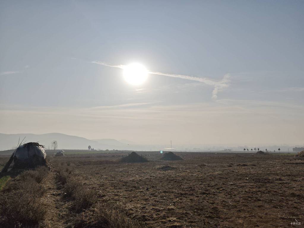 老哥们老哥们姐们，我开直播骑125，刷礼物转一圈，漂移，推车


94 / 作者:朱铁胆 / 