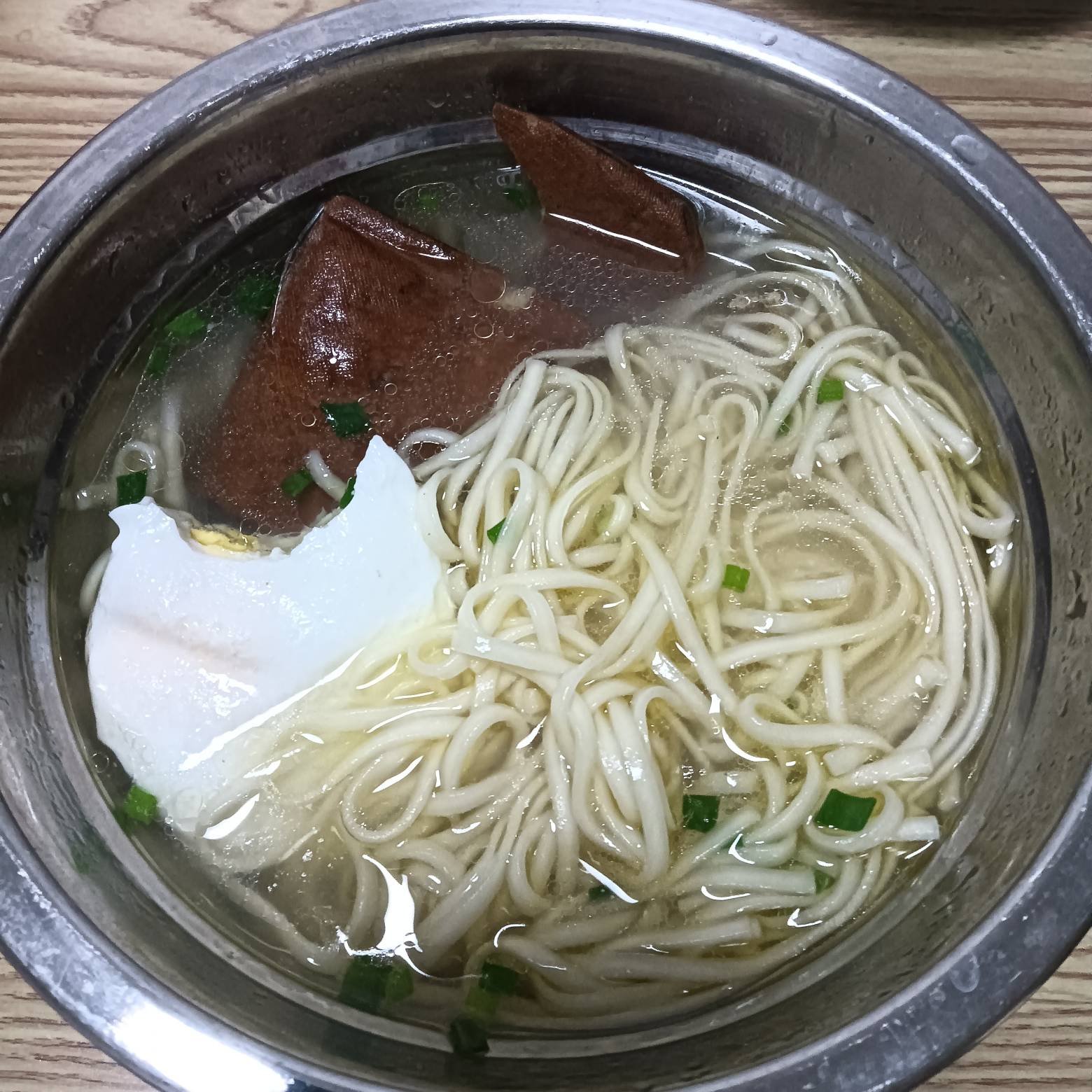 没钱 只能鸡汤下面 挂壁面

67 / 作者:卡农鼻祖 / 