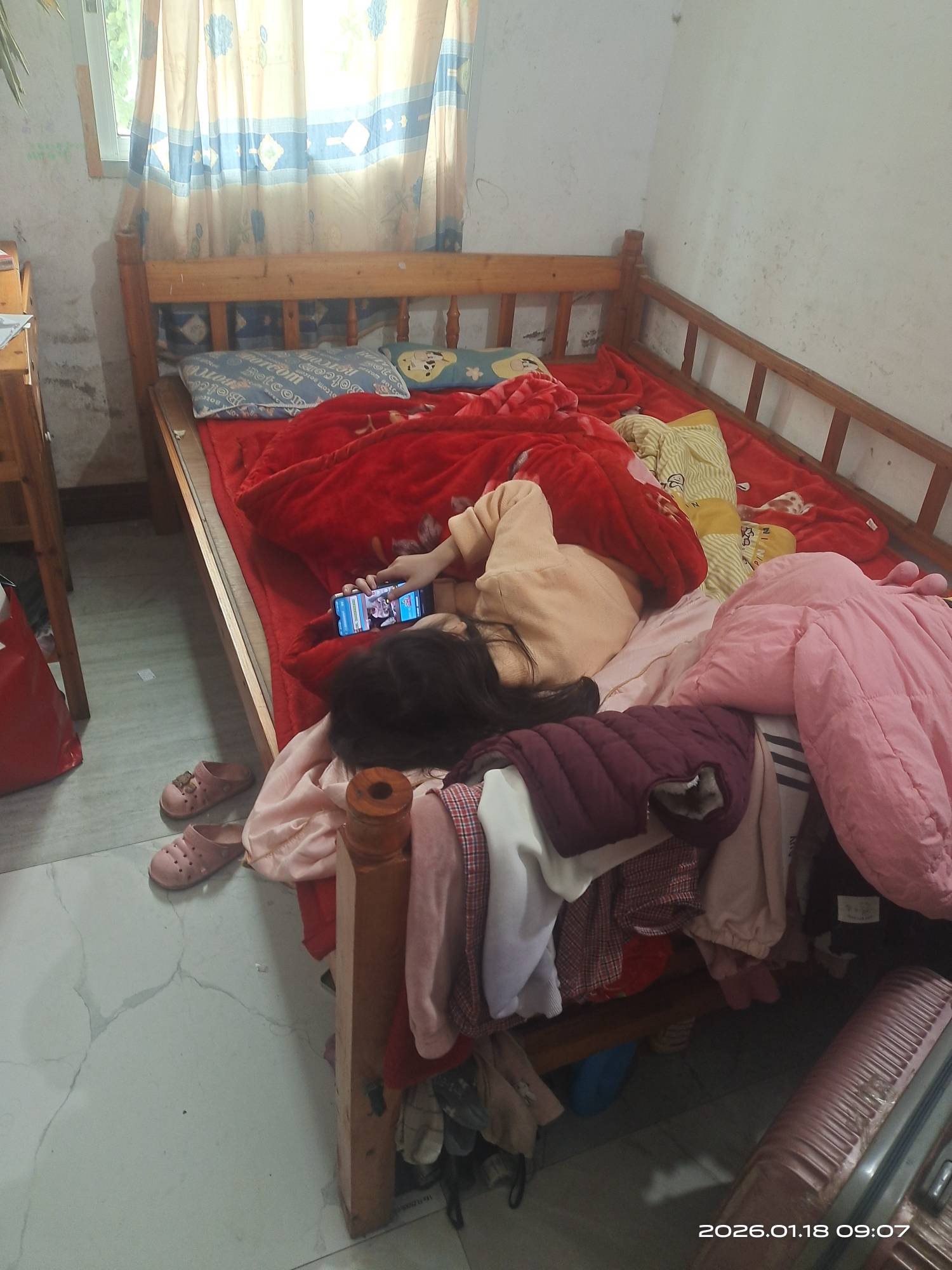 父亲住院，母亲吐血，小孩上学，每天花费多则上万少则几千，一个人在公园哭了好久，几22 / 作者:挂壁哥 / 