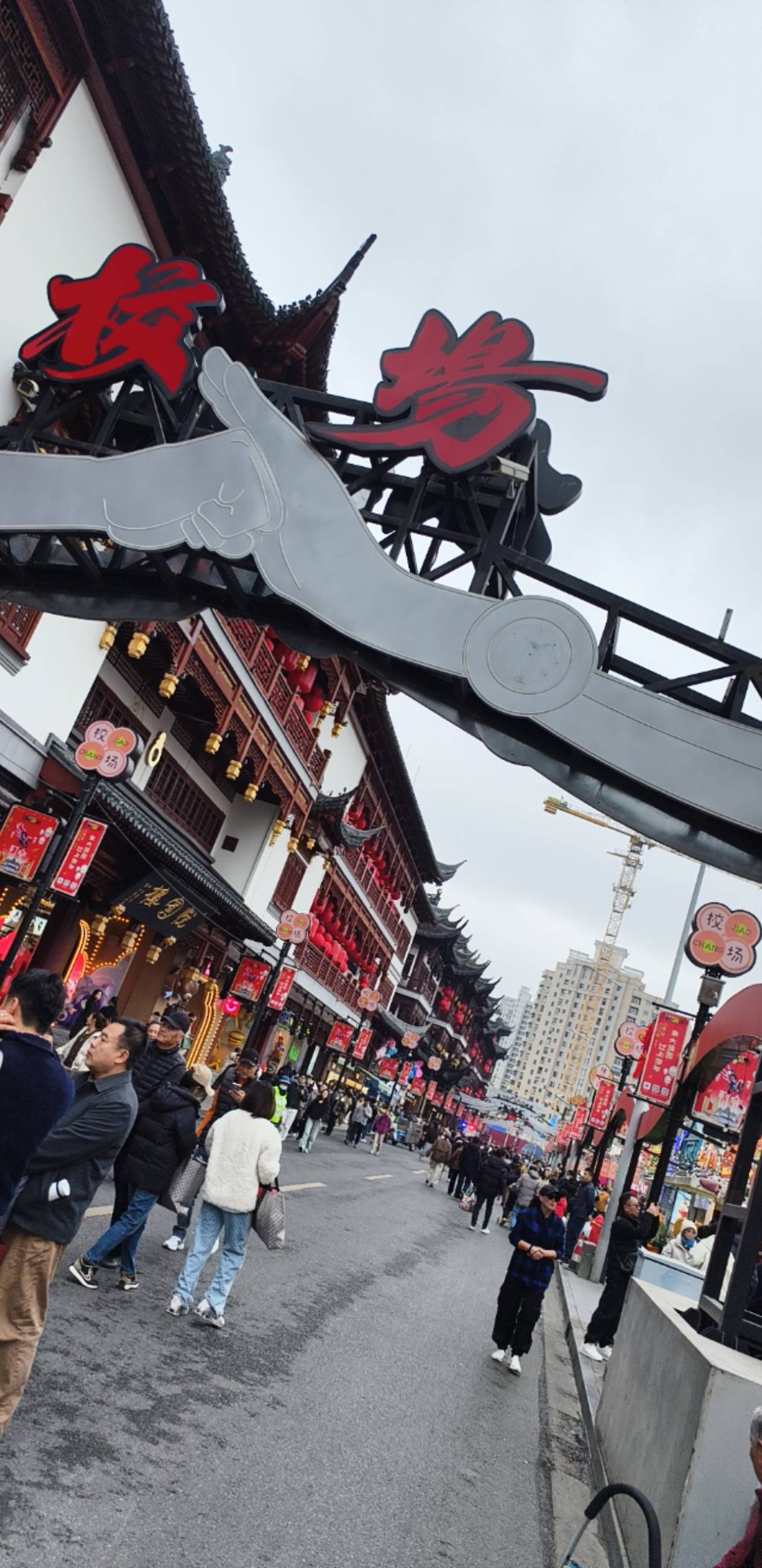 大家好，这是人，人就是长的这样！


25 / 作者:昨日过往 / 