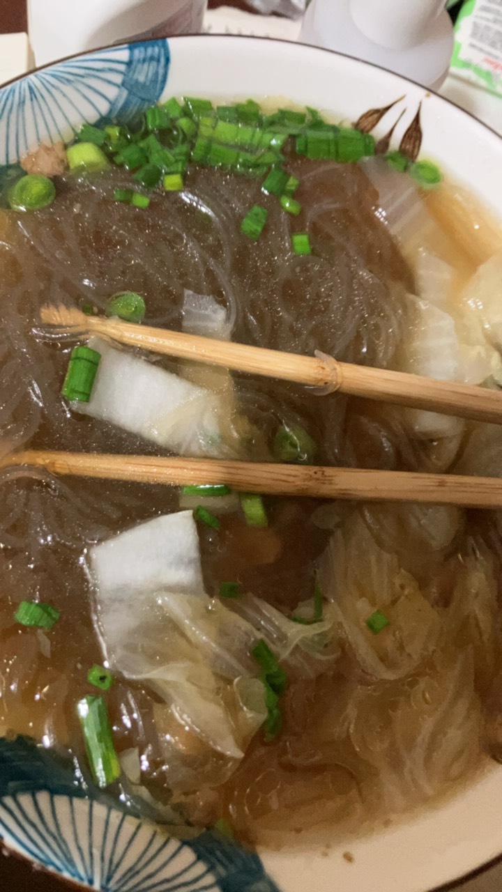 夜宵 粉丝一碗

94 / 作者:小熊科技 / 