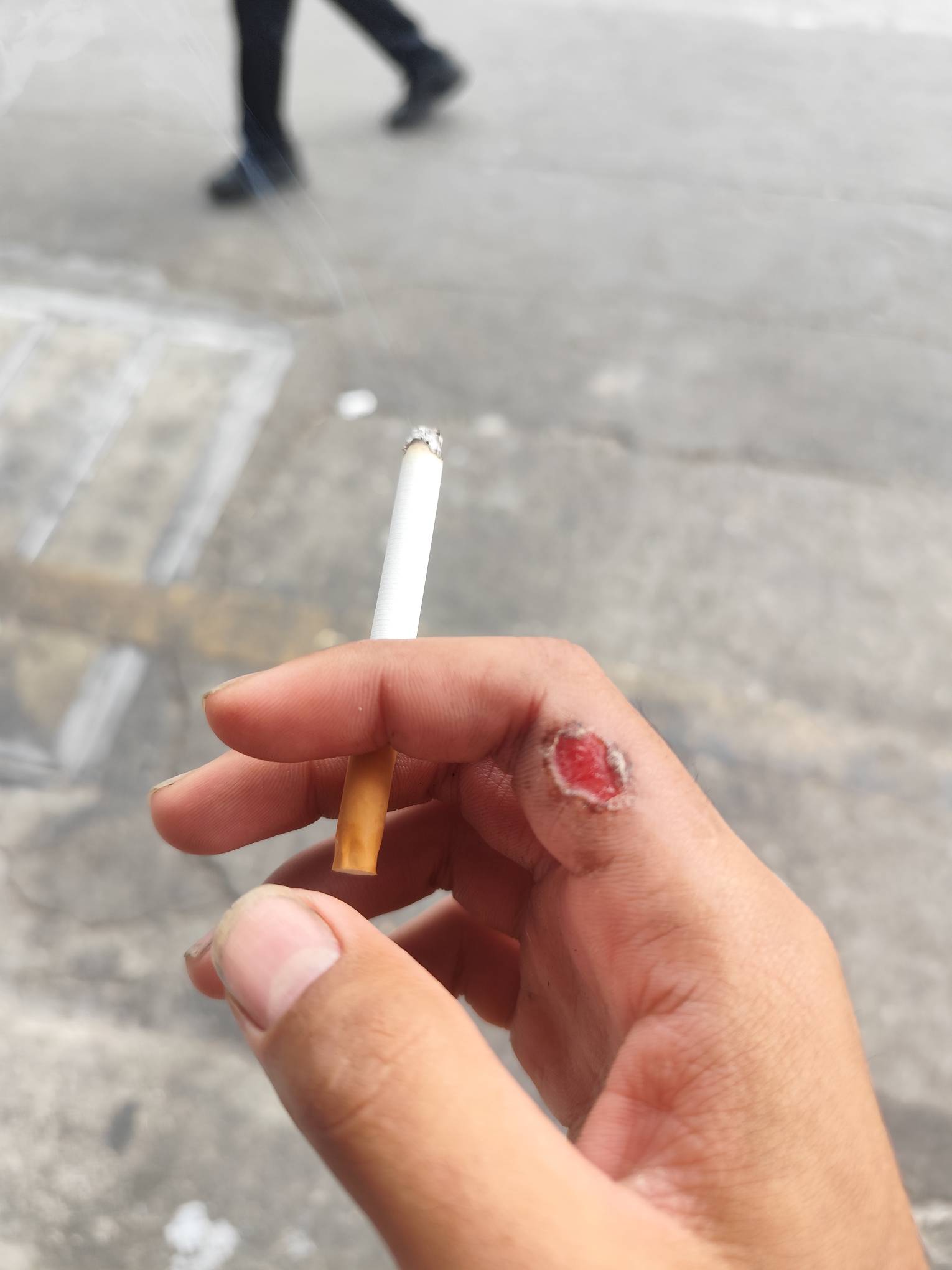 马钞挂四百都是只有浏览，问都没人问，小地方没实力黄牛吗

5 / 作者:不过是大梦一场 / 