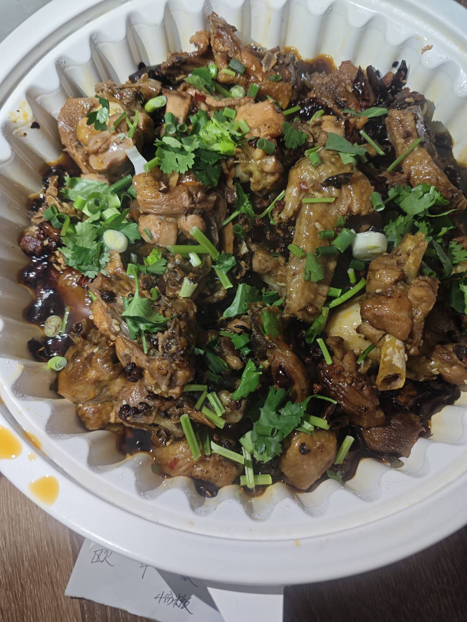 老哥们先吃，点了很多次这家团购了，每次都是打包回来吃，味道还可以，隔一段时间就想75 / 作者:曾经遗忘的角落 / 