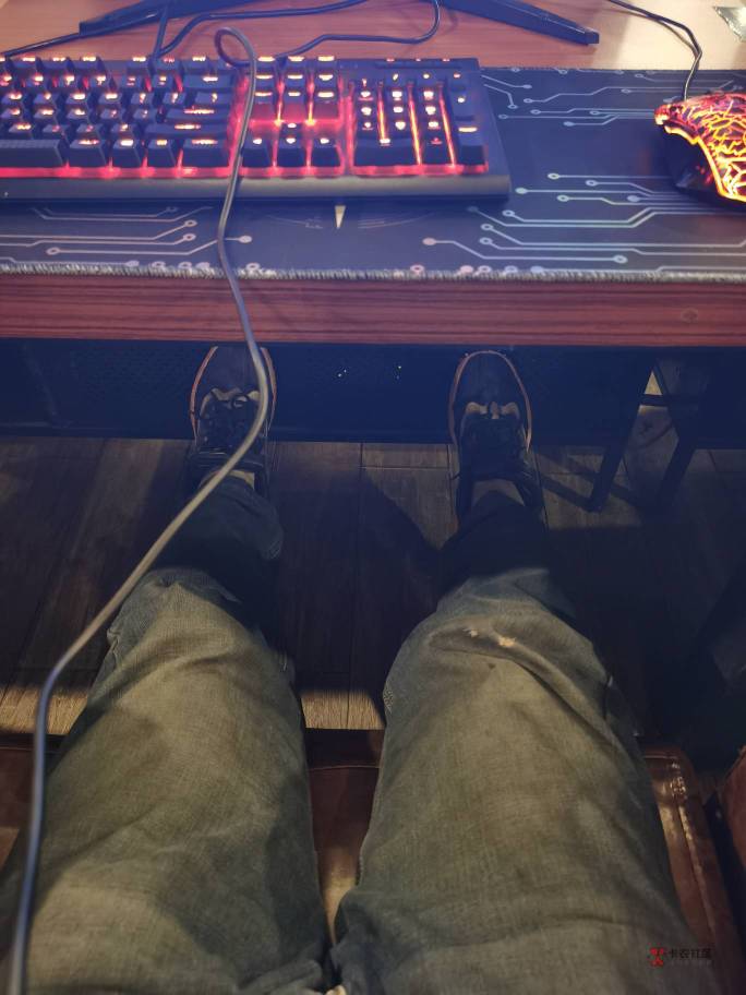 卡农好多屏蔽词，昆山种花园还能不能挂壁？

3 / 作者:风中之神-聂风 / 