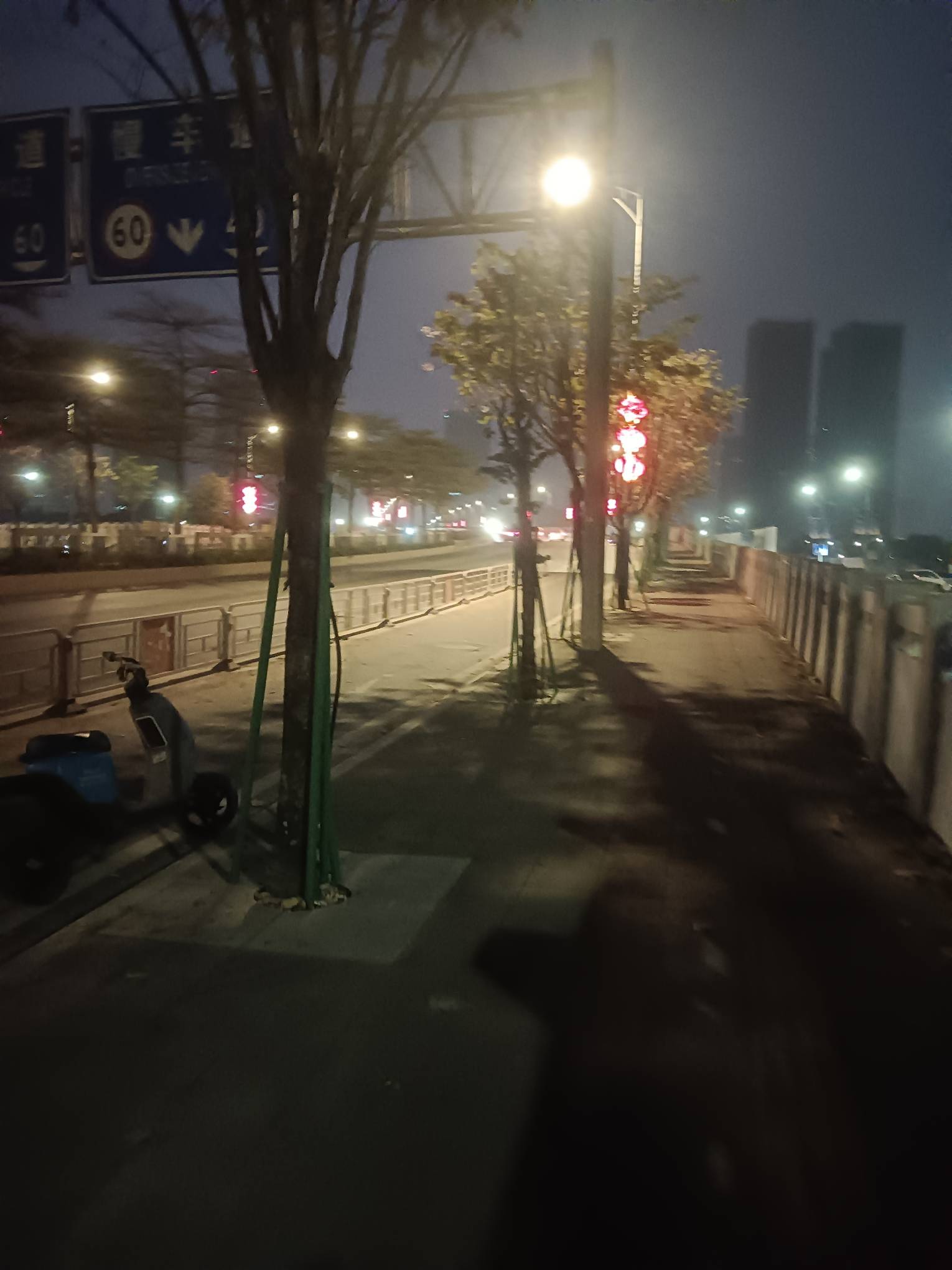 出发，单枪匹马，一马当先

31 / 作者:不卡粉底液 / 