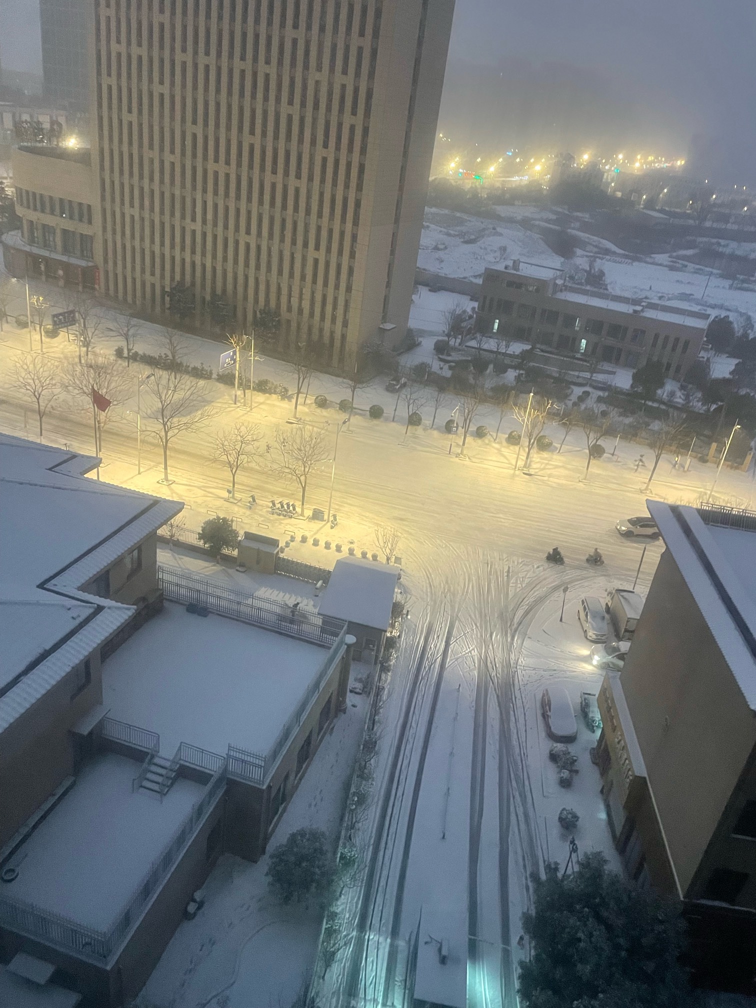 排寄吧 明天再去

84 / 作者:欲 / 