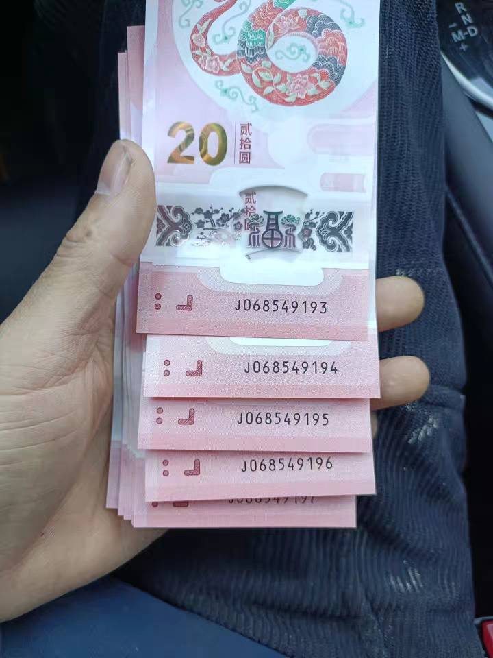 取到了800润美滋滋

59 / 作者:我要撸老哥 / 