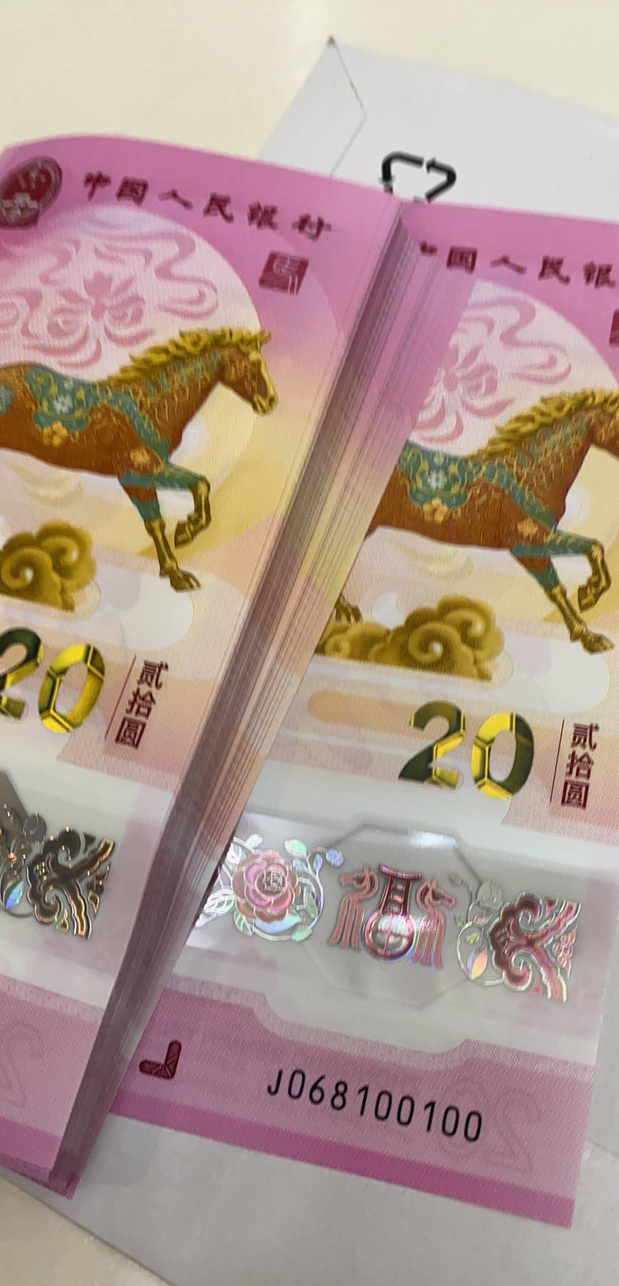 起飞


51 / 作者:三层楼 / 