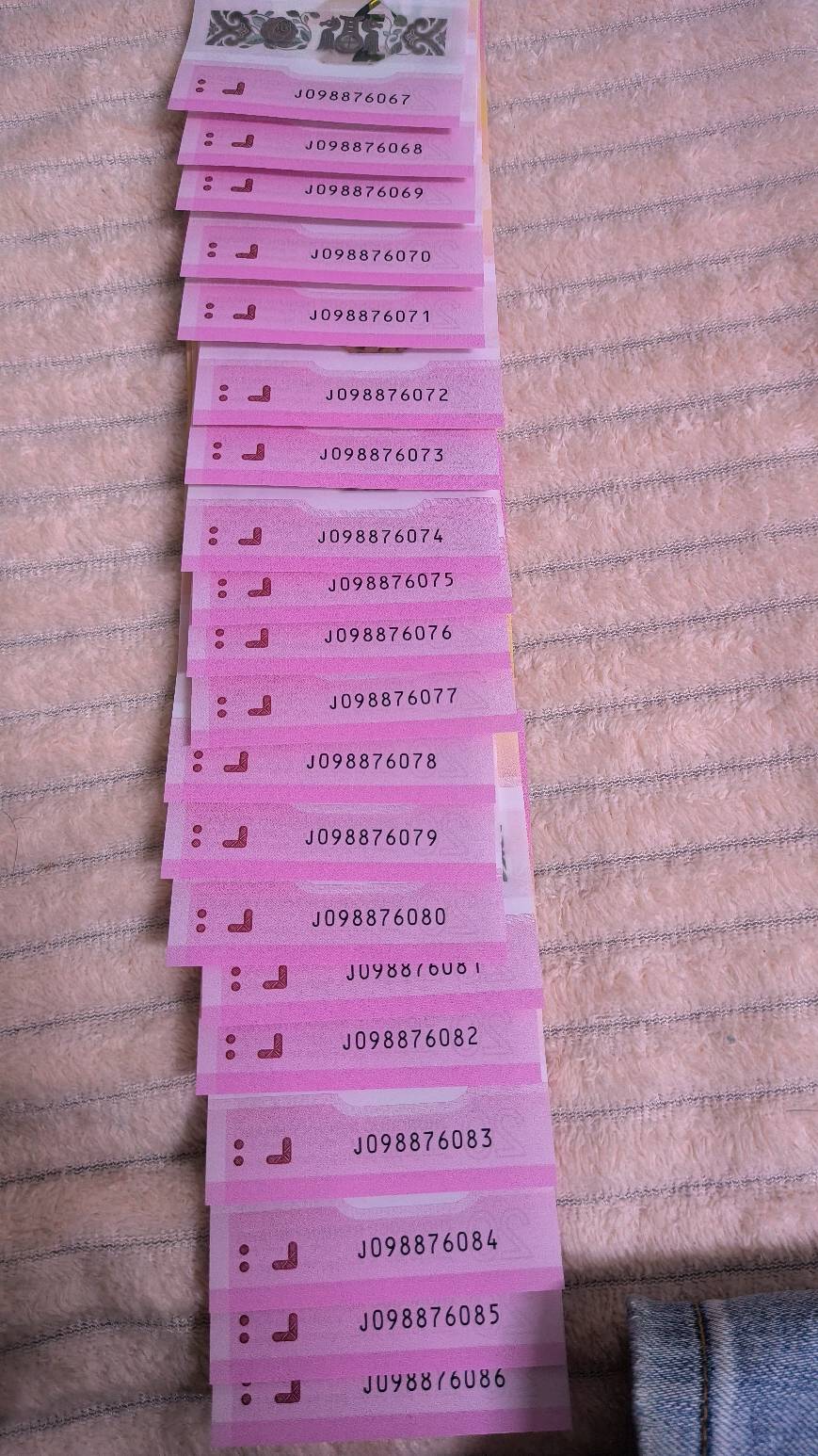 老哥们，这个号段值多少钱，有没有懂的老哥估个价

28 / 作者:缘分啊啊 / 