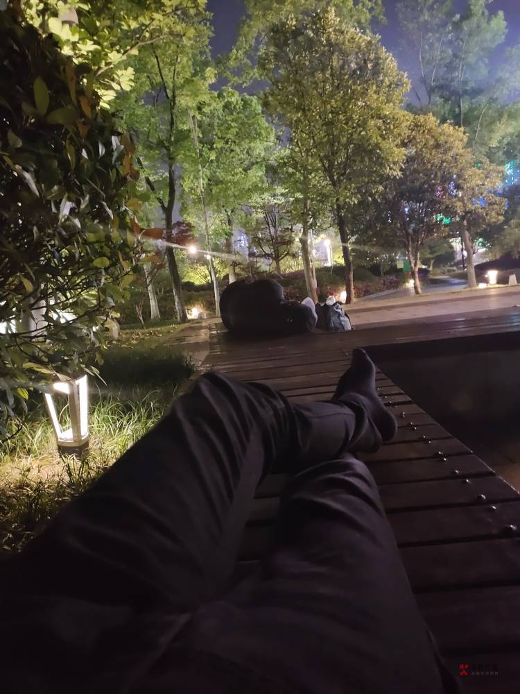 35岁老挂壁仔一个，三无人员。还有20多天就过年了。身上100都拿不出。没脸回家

46 / 作者:老哥撸老哥1 / 