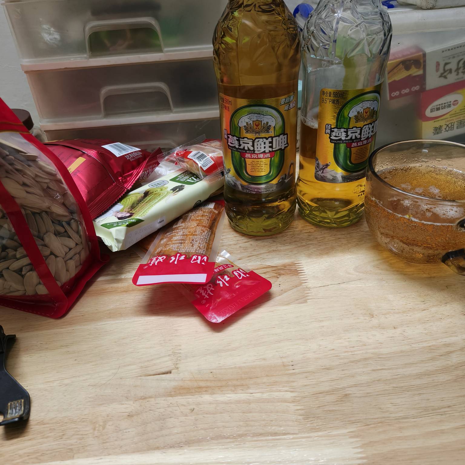 虽然买的越南仔胜负1张，但国足大胜更加开心，高低喝两瓶

67 / 作者:铁铁猛 / 