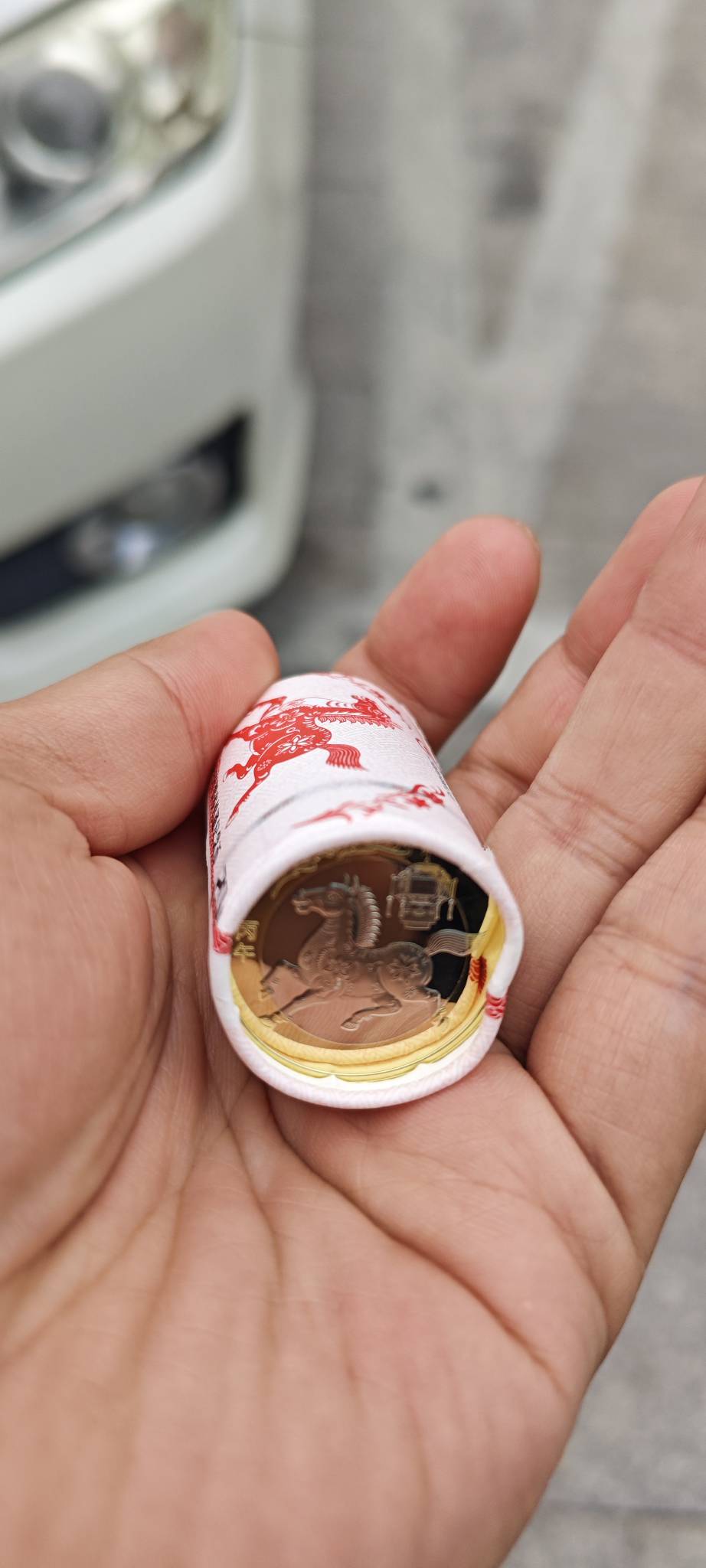 亏麻了，就一个币跑了二趟估计要烂在手里了，没人要了


45 / 作者:卡农豆包 / 