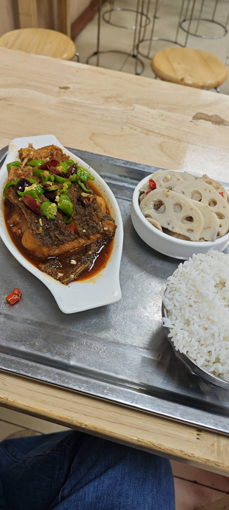 一个礼拜没吃外卖了

48 / 作者:卡农豆包 / 