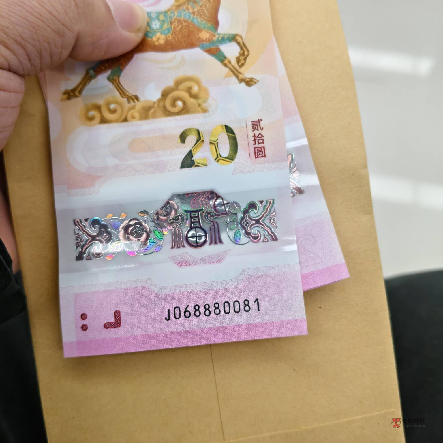 真的为这个老哥心疼，血亏几万。。。这几天在一个500人黄牛群了解了一些。



95 / 作者:门西克 / 