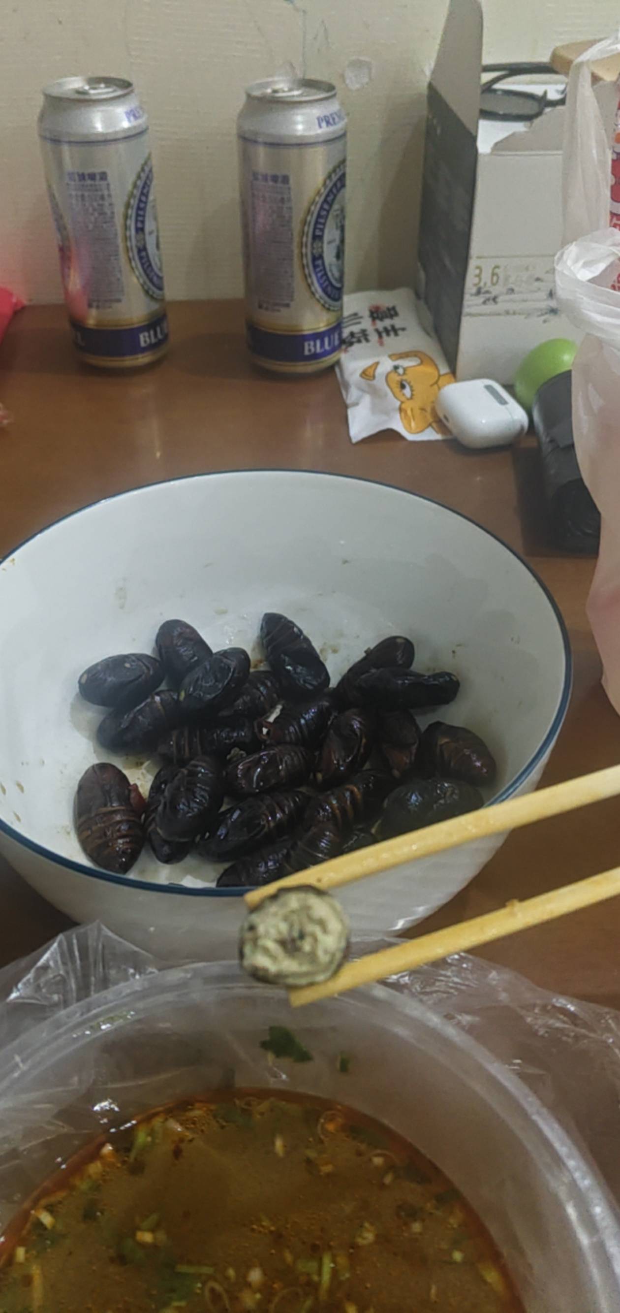 东北的大虫子福建人不敢吃，换广东人来

42 / 作者:qytdlbll / 