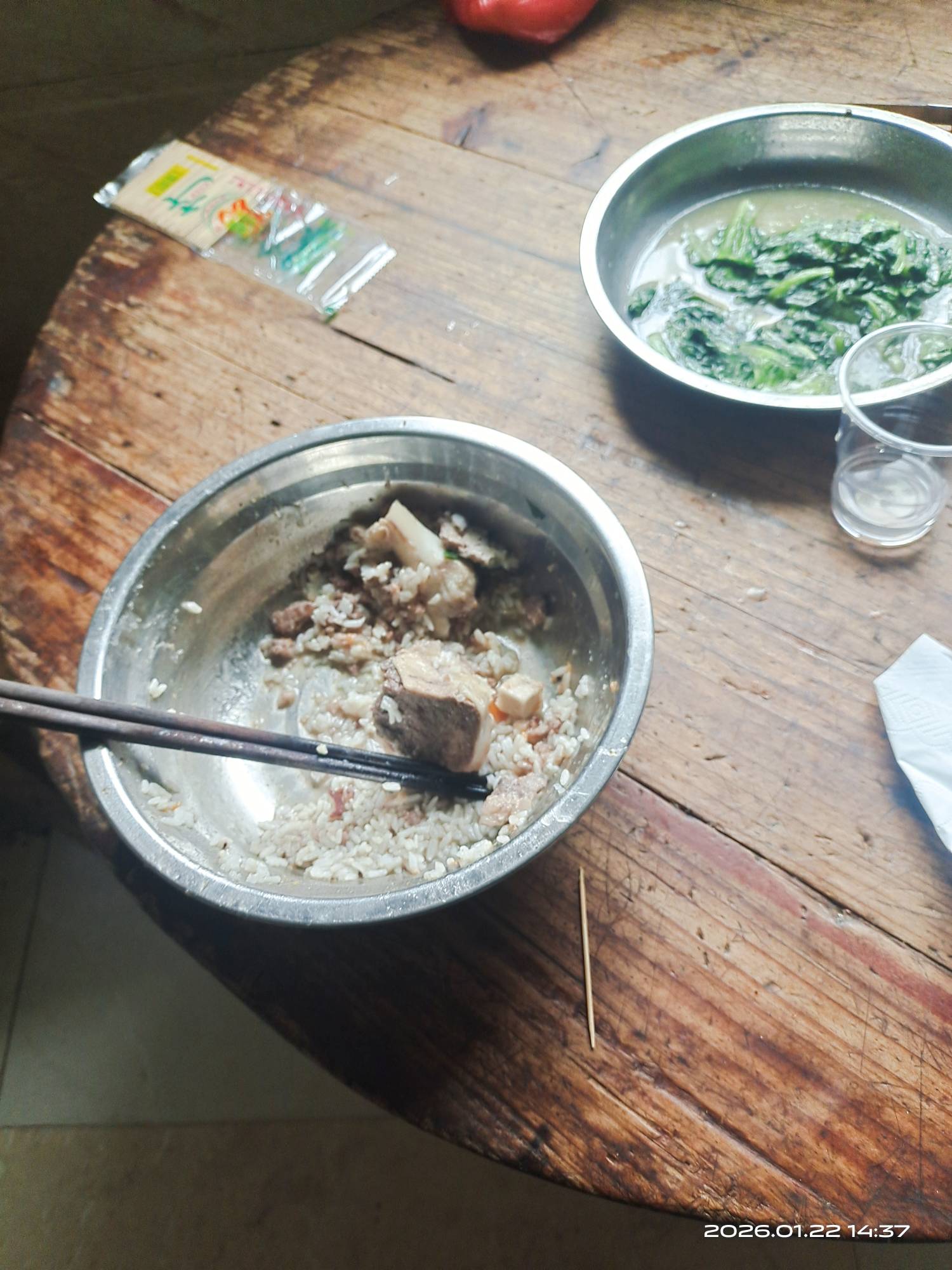 家人终于出院了，天天煲汤喝

86 / 作者:挂壁哥 / 