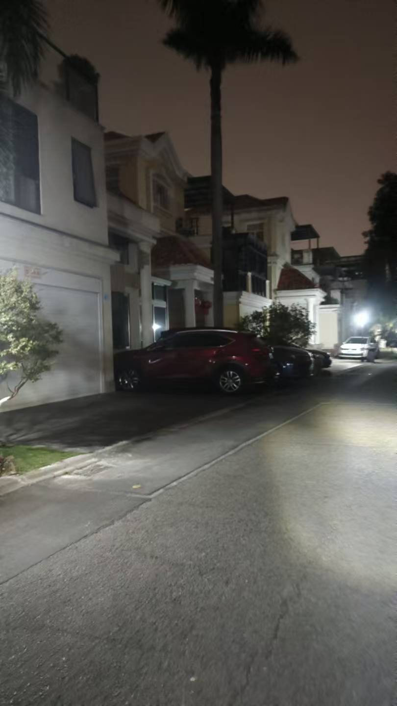 实在分不清楚为什么会对我这么狠心，当初一幕幕这么真实，为什么现在会这么狠心，我不36 / 作者:无限星空 / 