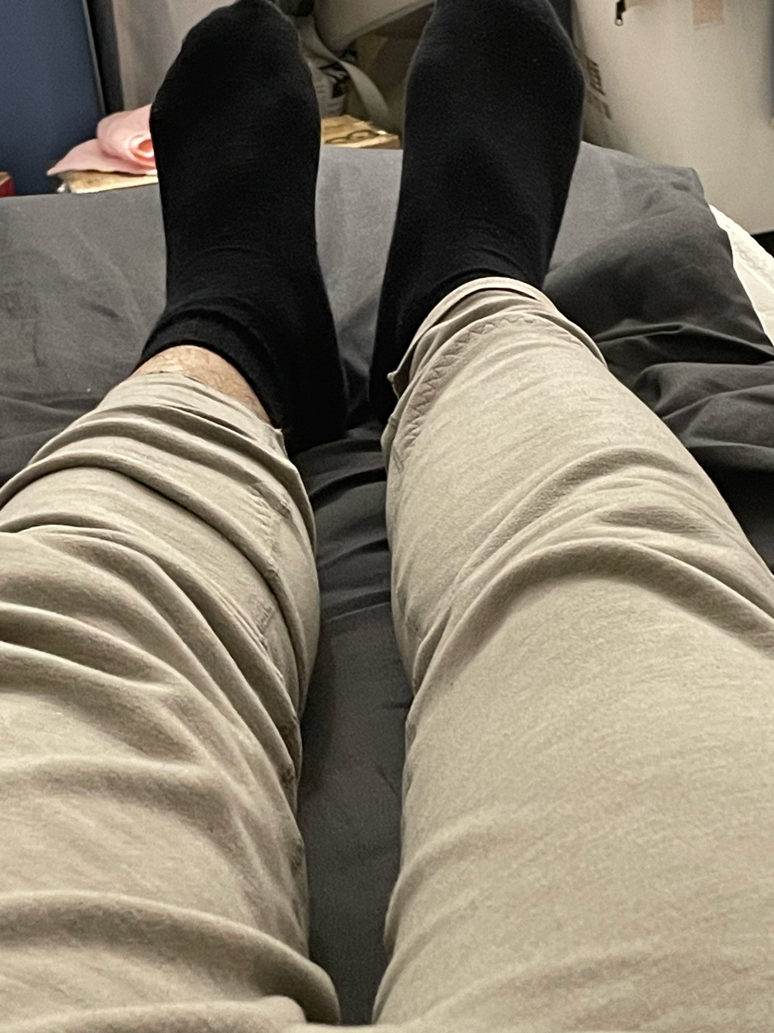 老哥么，躺下了，感觉一天活的真没意思，yhk里有700多个，花不掉了，想丝了

64 / 作者:土包子太多 / 