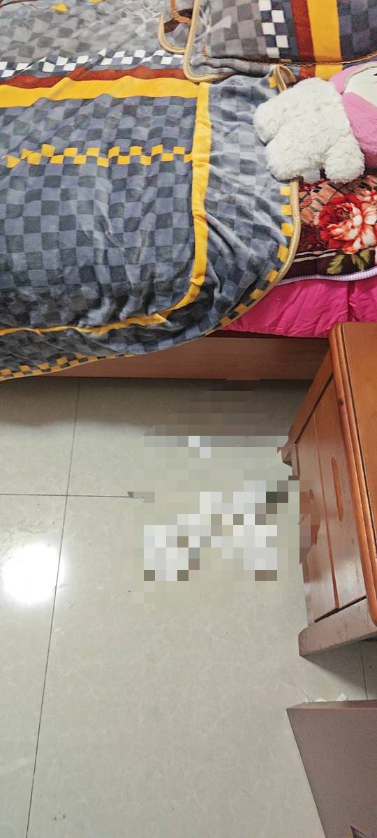 老哥们，吃了么？


0 / 作者:一天两顿拼好饭 / 