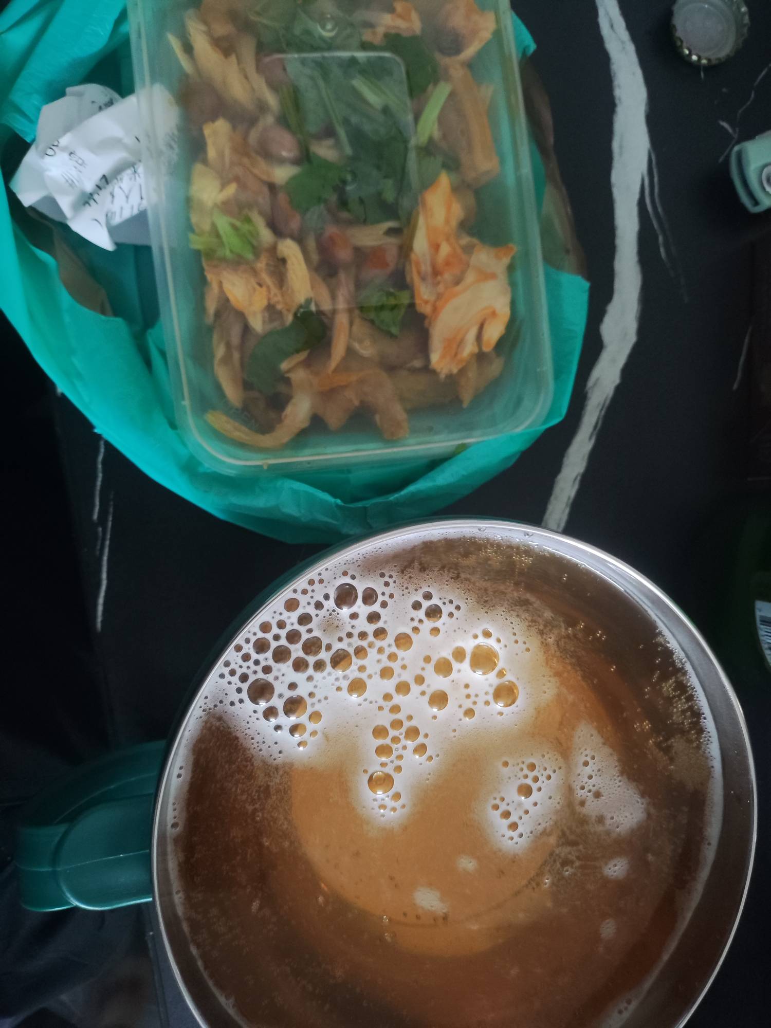 大碗喝酒小口吃肉

44 / 作者:先天挂逼圣体 / 