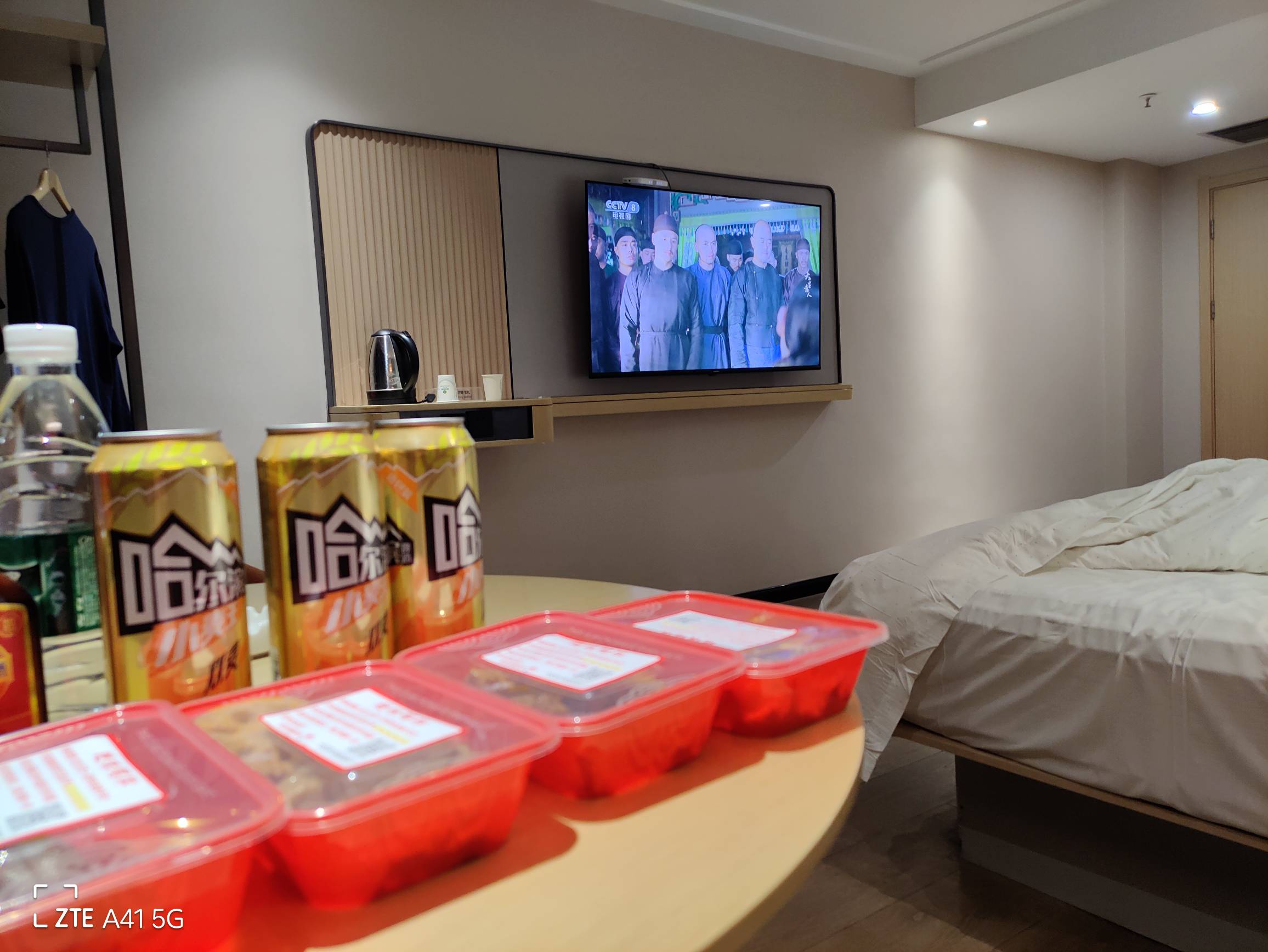 吃好喝好，老哥们，对自己好点


73 / 作者:红菜苔 / 