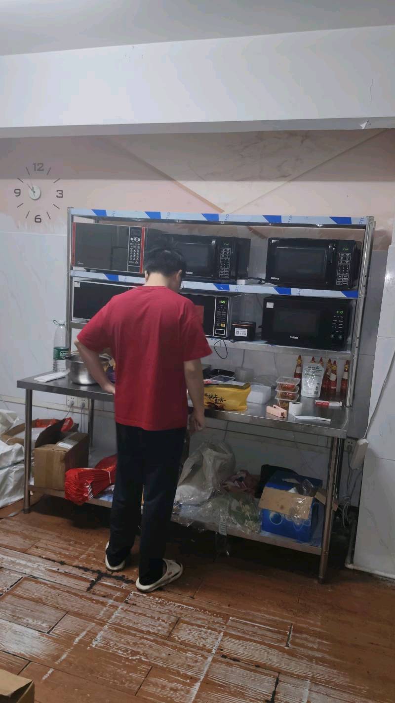 挂b饭制造中

5 / 作者:挂币仔 / 