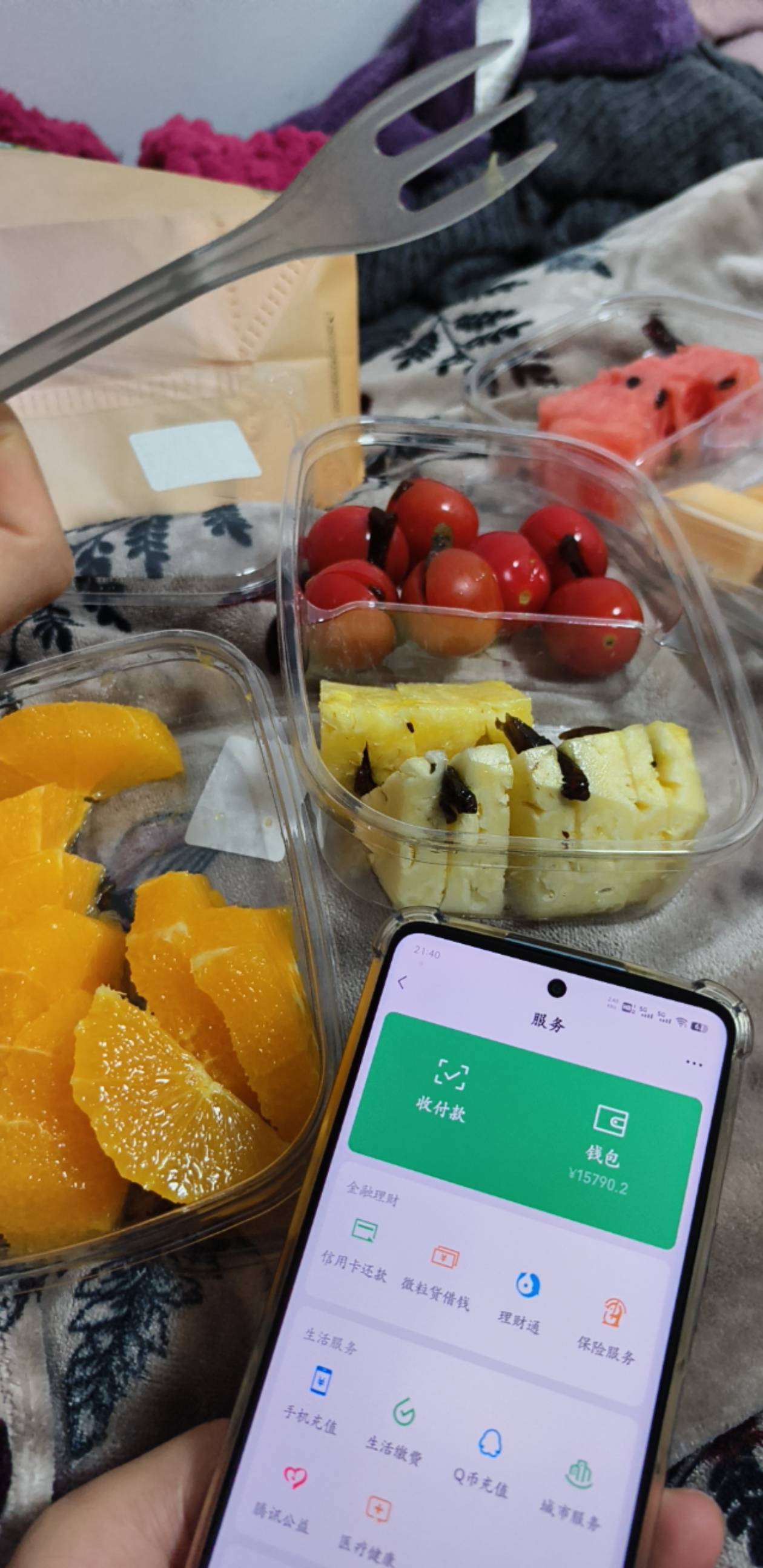 吃吧！




21 / 作者:昨日过往 / 