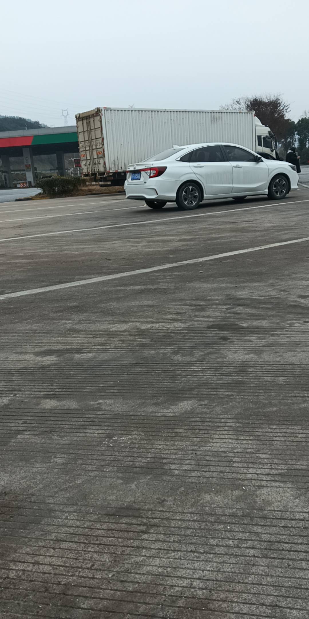 回老家了，

14 / 作者:人生无常太难 / 