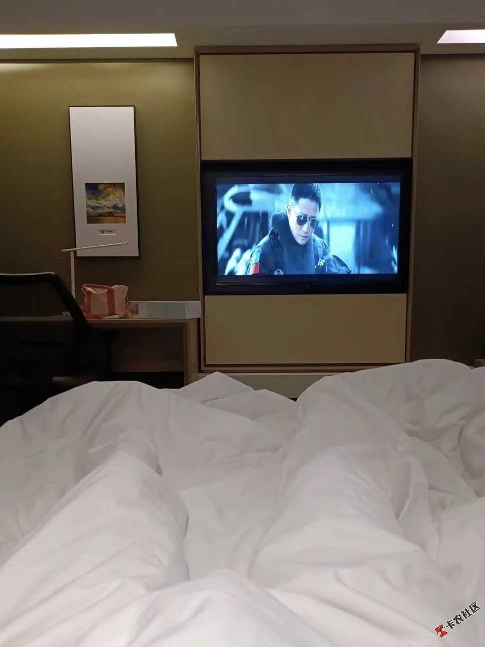 亏了，白花500才得吃几分钟就饱了


0 / 作者:朱铁胆 / 