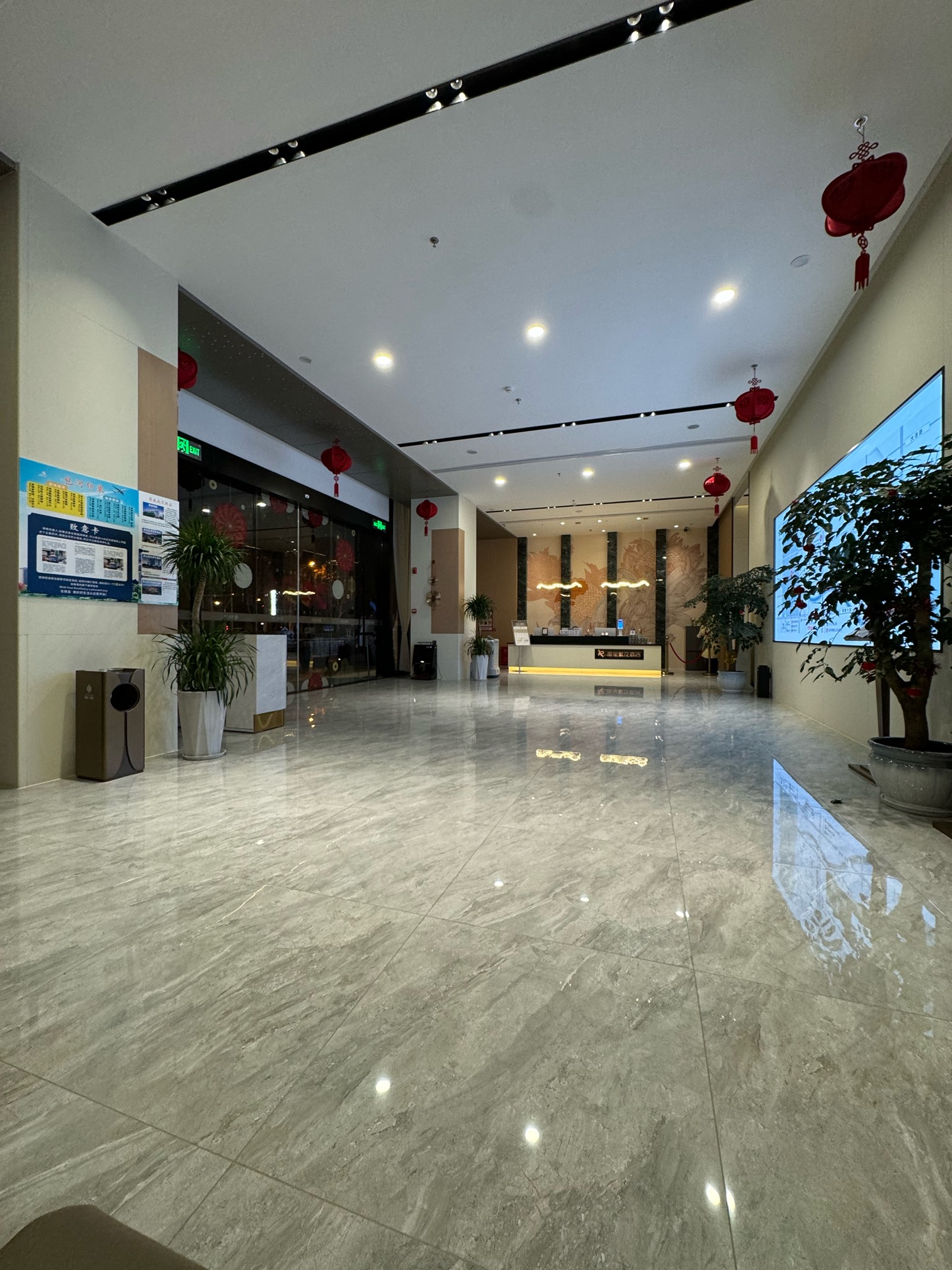 6，老哥们酒我

30 / 作者:土包子太多 / 