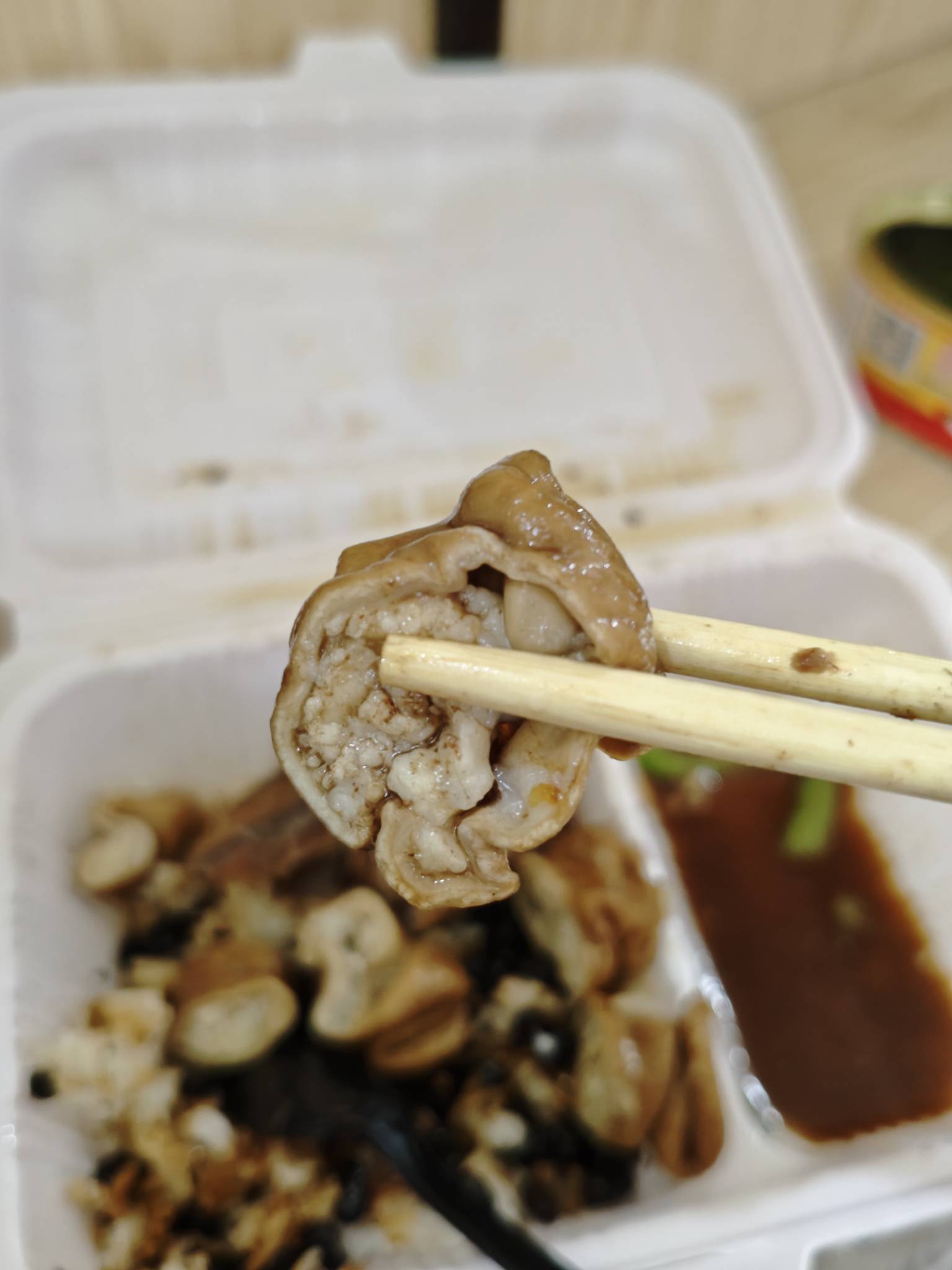 不知道是不是心理作用，今晚吃的大肠好像馅料特别多


73 / 作者:重生之我在卡农申请毛 / 