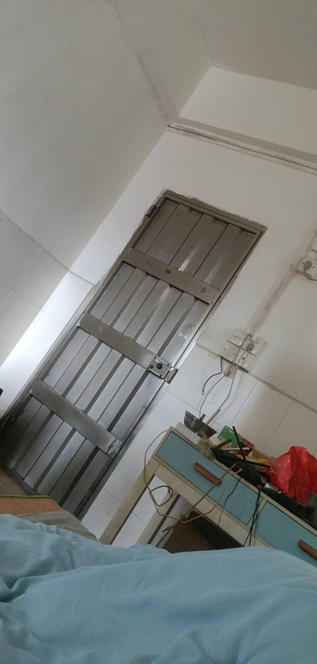 老哥们过年回家吗 我还在挂壁房 太痛苦了



15 / 作者:啦啦啦啦啦乖乖 / 