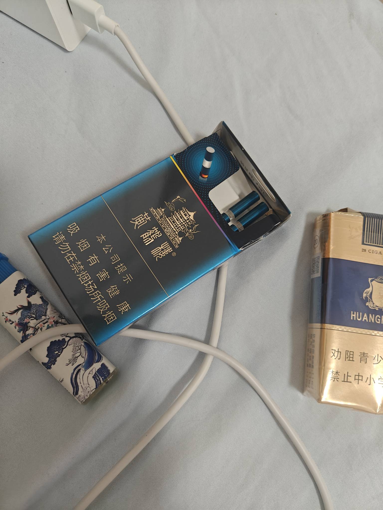 卡农专用烟  美滋滋 

44 / 作者:落榜书生 / 