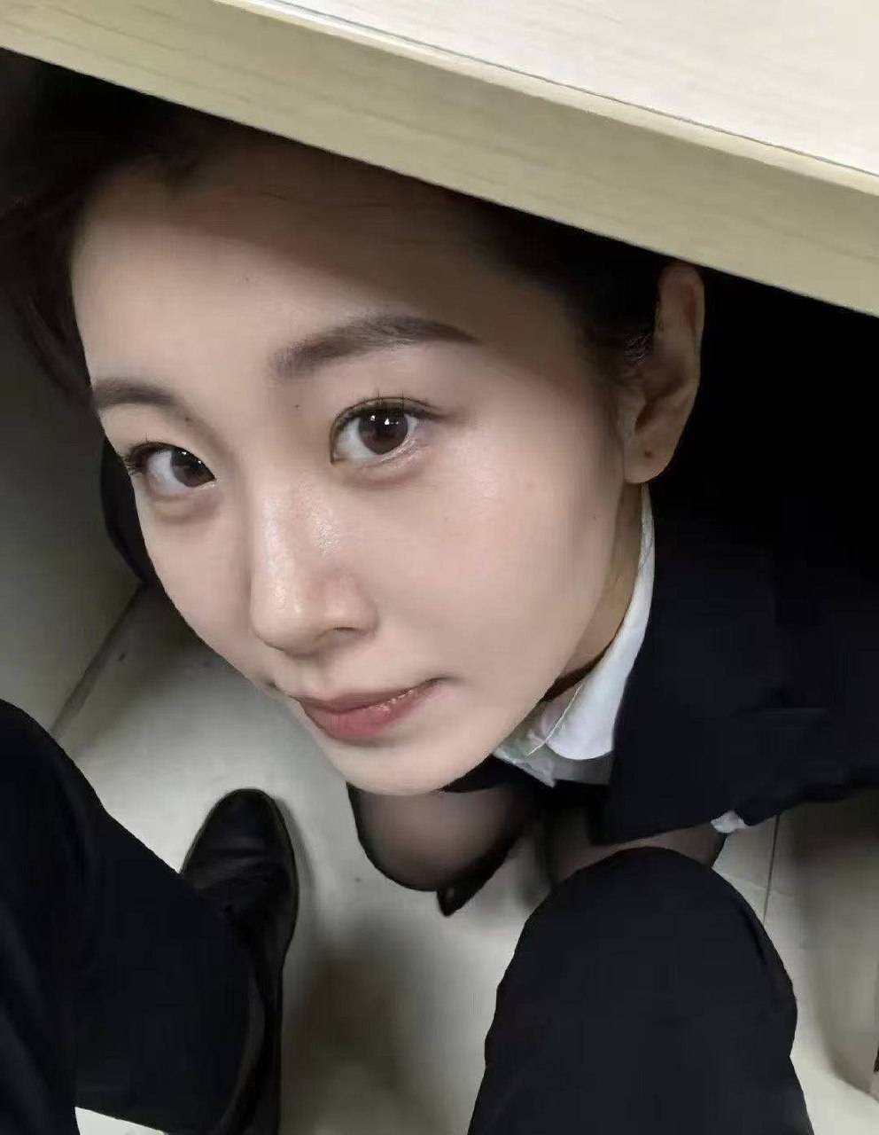 你们的奥特曼出了没，我挂100都没人要，烂在手里了

96 / 作者:卛蹇 / 