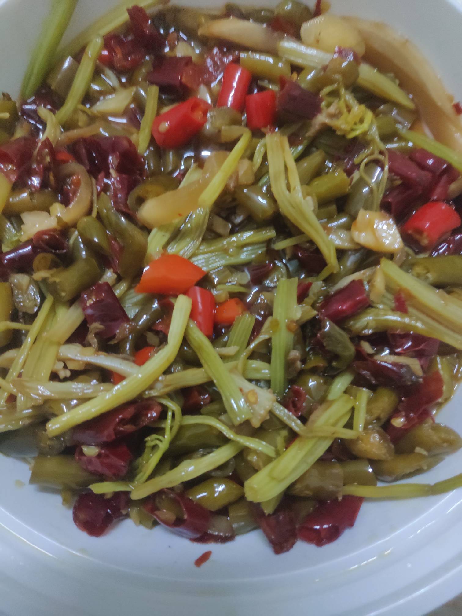 酸辣杂，以为是酸豆角辣s了

9 / 作者:朱铁胆 / 