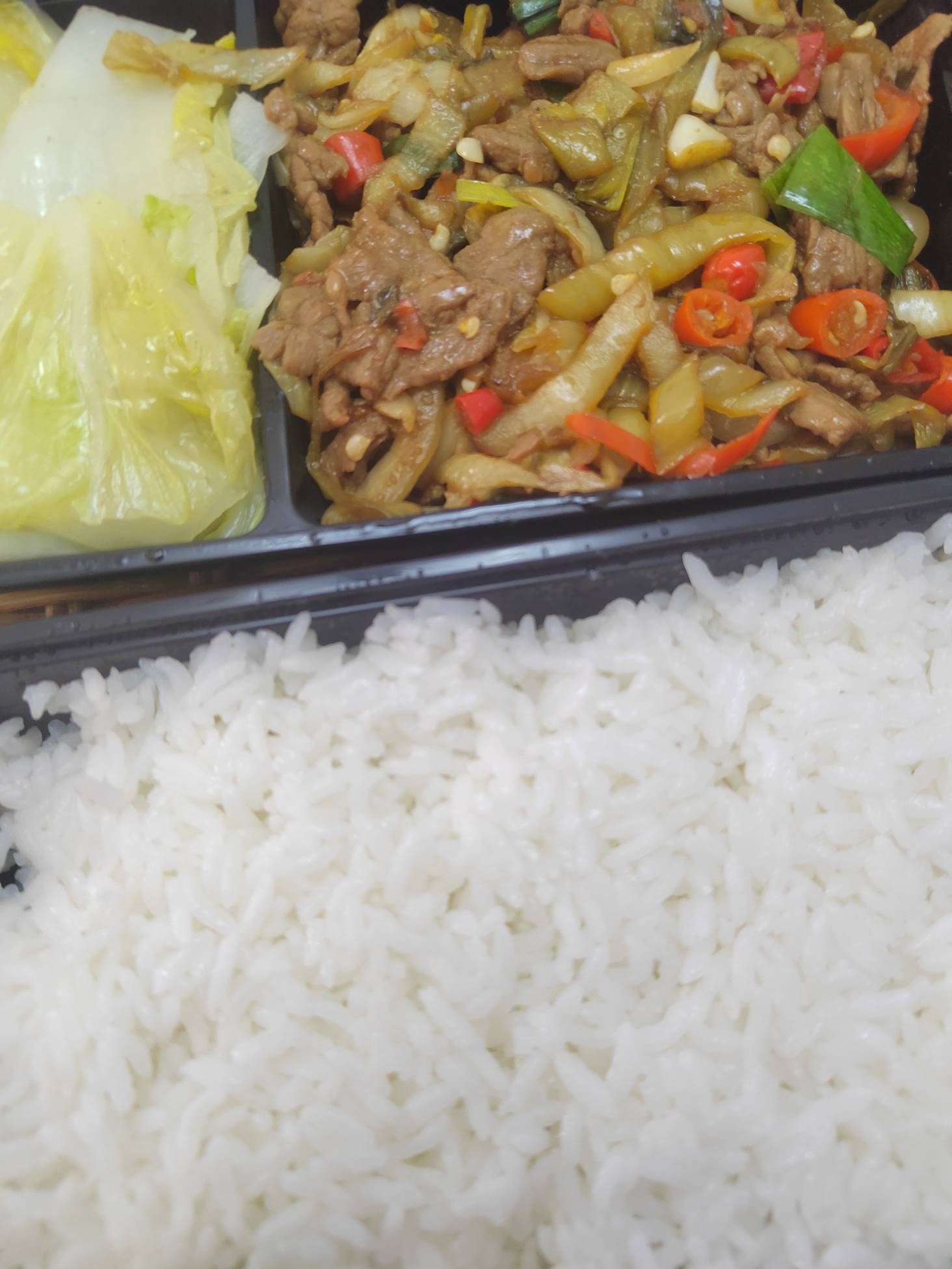 吃饭了，老哥们，酸菜牛肉

11 / 作者:祁同伟 / 