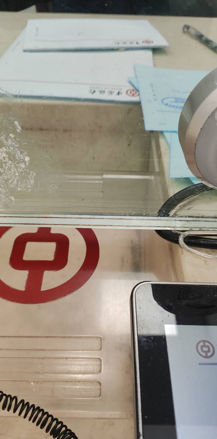 老哥来中行销卡了，小j姐惊讶我中行8张卡，销了3张

27 / 作者:爱生活爱玫瑰 / 