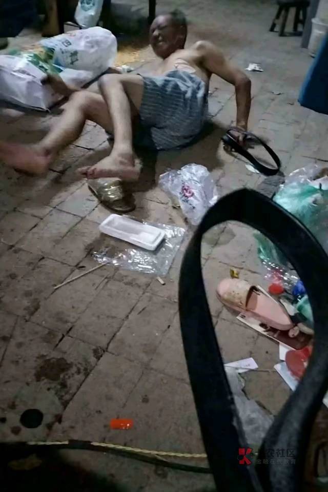 我帅吗，老公们。

44 / 作者:虚幻的世界 / 