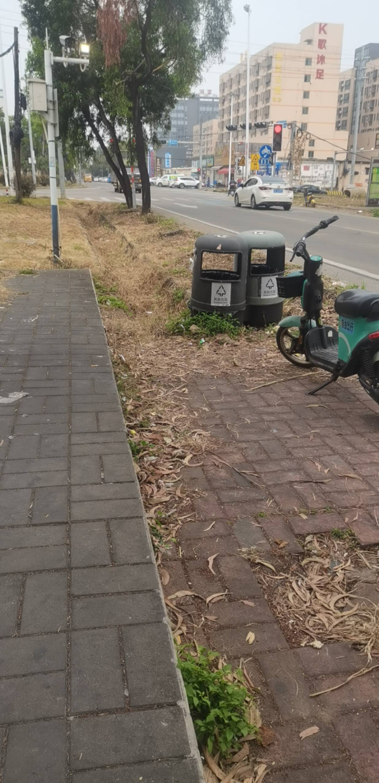 家人们谁懂啊，拼夕夕挑战失败，一个人在这鸟不拉屎的地方摇公交过广州，坐标南海宝湾43 / 作者:懂哥 / 