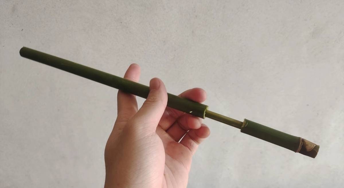 玩过这个的老哥都不在了吧。记得子弹可以塞果子和湿纸巾

96 / 作者:凤鸣 / 