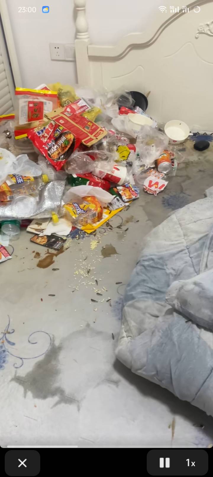 这是谁的部下 旁边就是厕所 你非要搞瓶里





52 / 作者:卡农鼻祖 / 