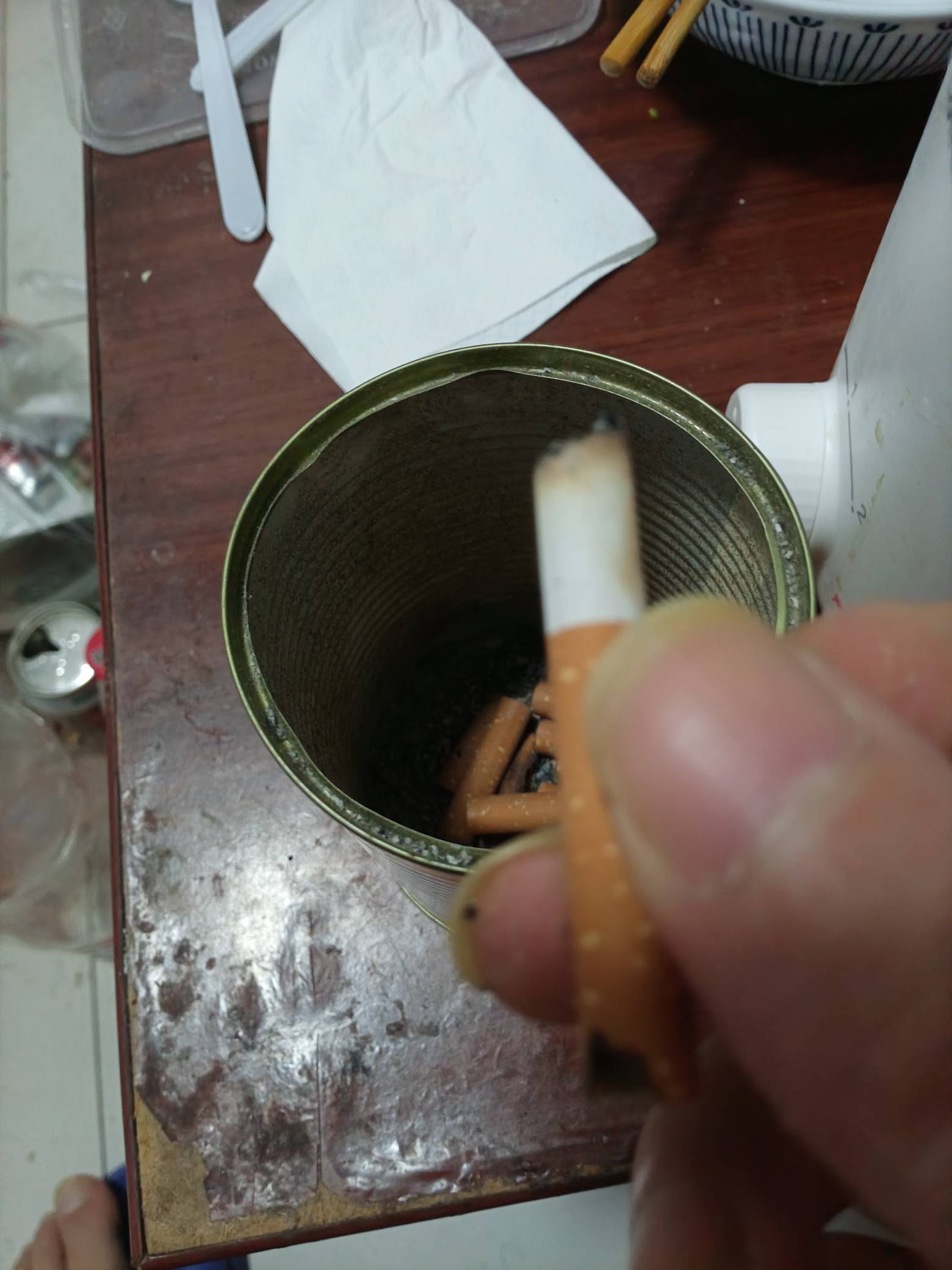 已经在捡了如获至宝

33 / 作者:不走闲鱼就被骗 / 