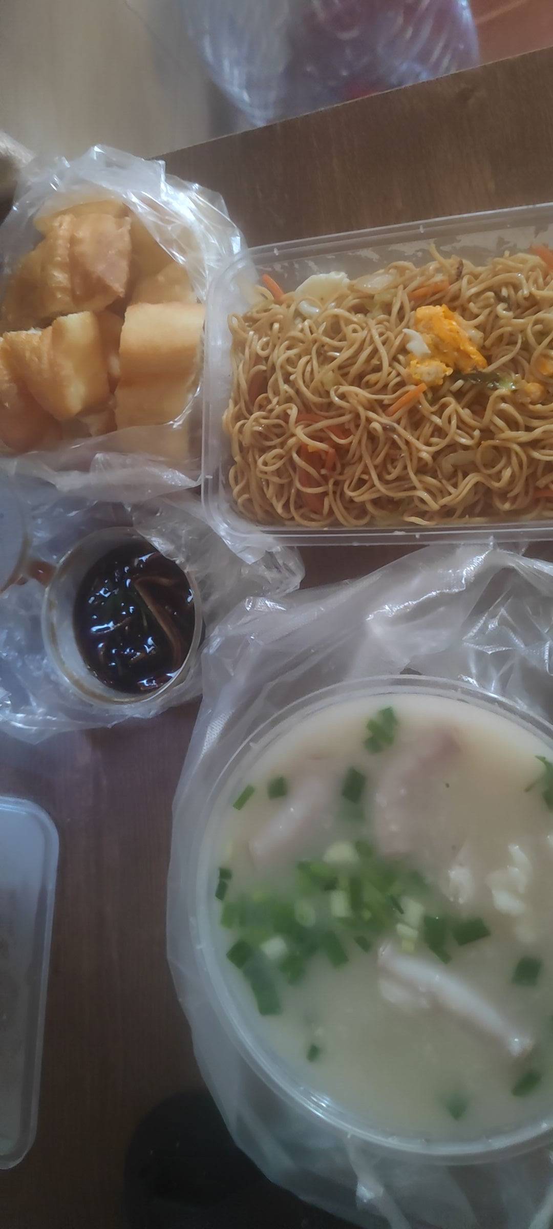 感谢千问

25 / 作者:木mu木 / 