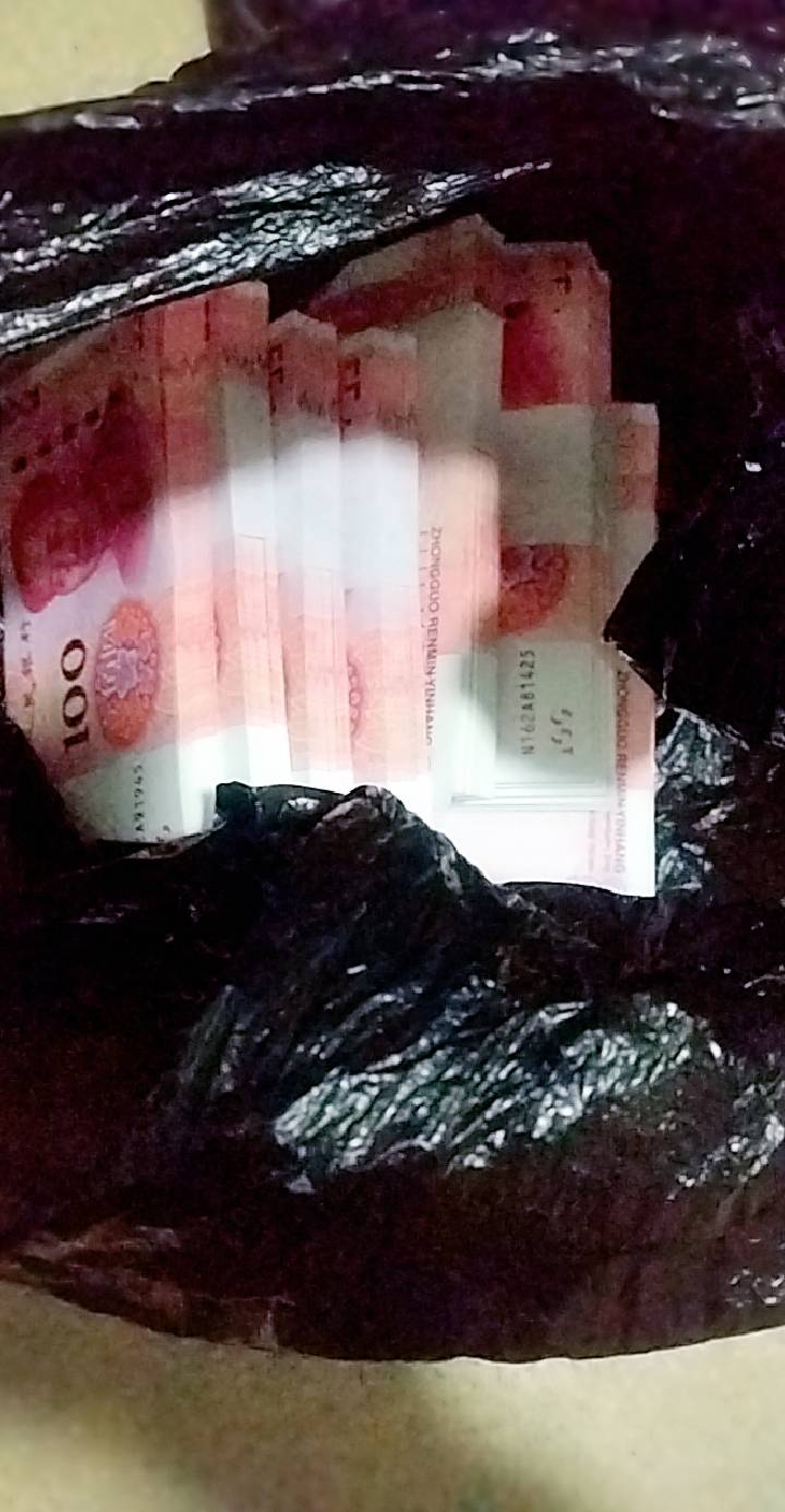 奖金到手，过个肥年

33 / 作者:花花一世界、 / 