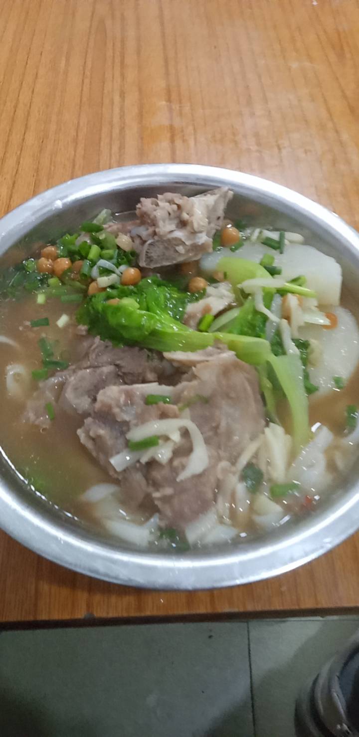 还有一个礼拜过年了，我还在吃挂壁粉过年回家吗老哥们我不回了，太丢脸了

44 / 作者:买了否冷ggl / 